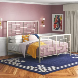 Bed Frame Besi Ivory dengan Headboard Artistik
