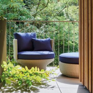 Kursi Santai Rotan Outdoor Minimalis & Elegan
