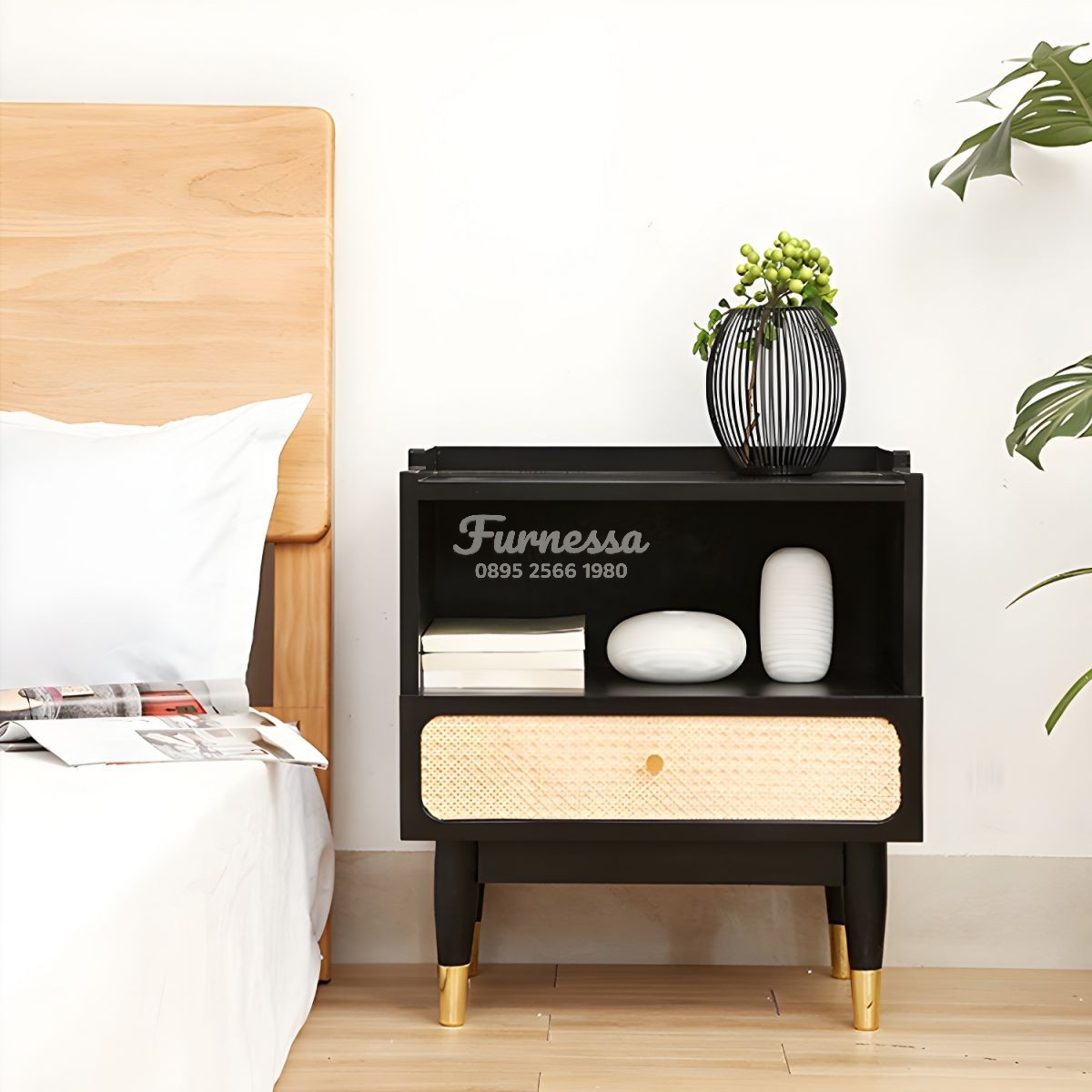 Nakas Hitam Modern Rotan Kayu Solid Finishing Black Glossy