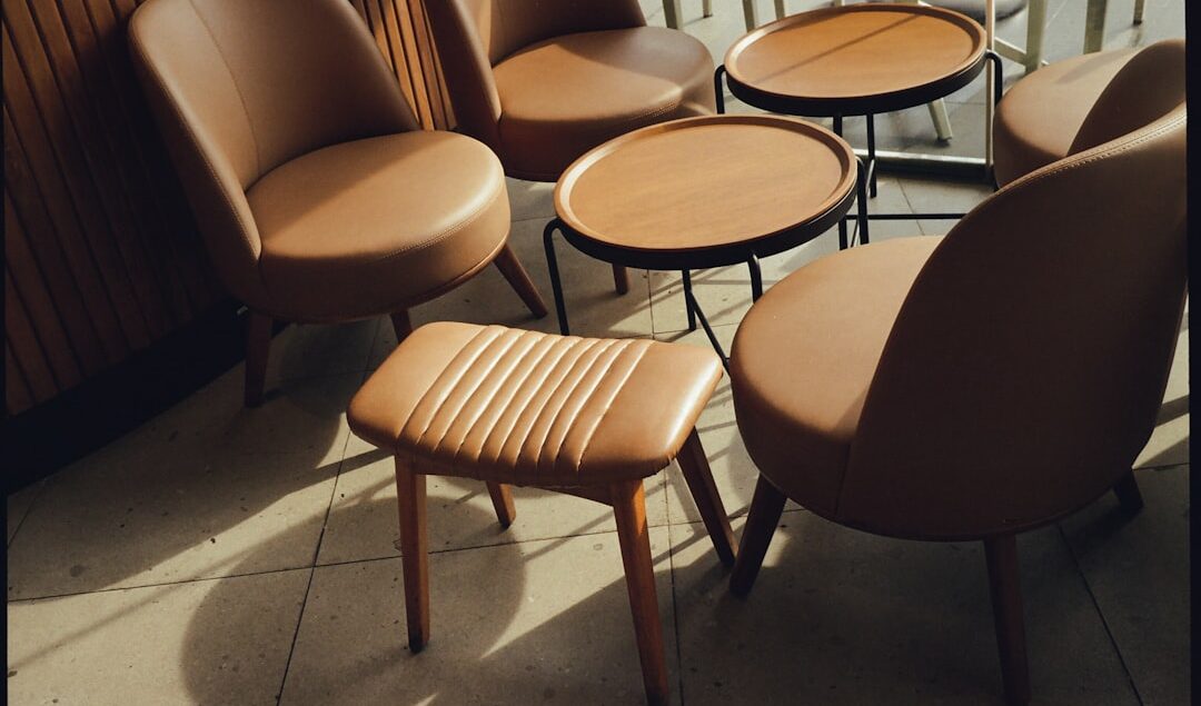 ide furniture multifungsi untuk cafe yang efisien