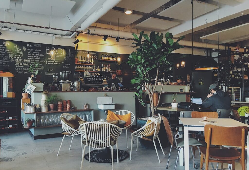 inspirasi dan tren furniture cafe di luar negeri