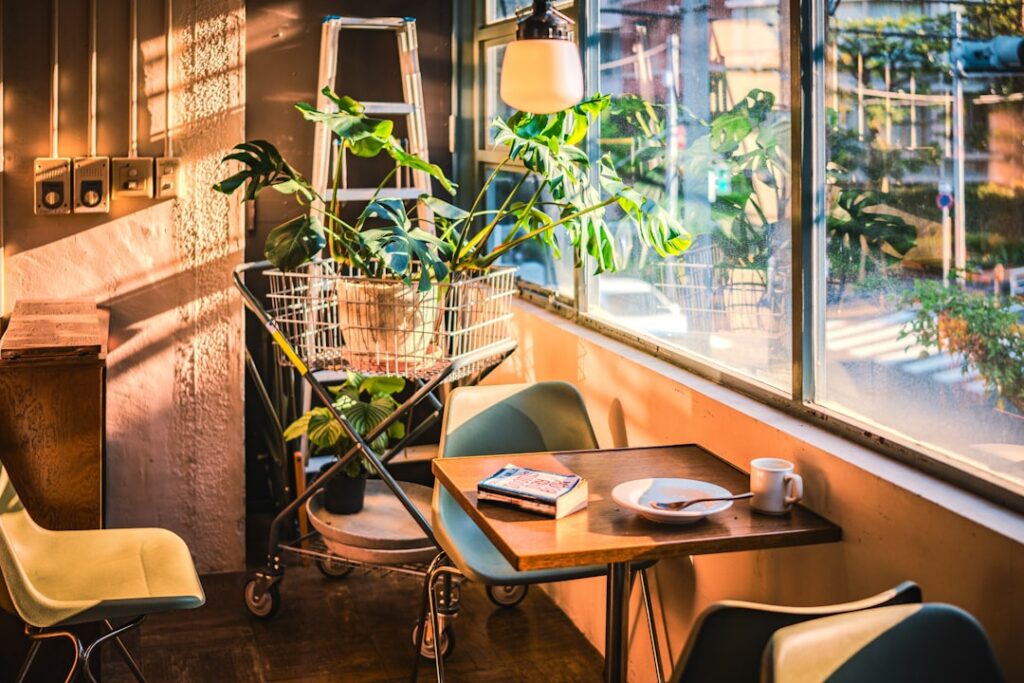 tutorial merancang interior cafe kecil dengan furniture