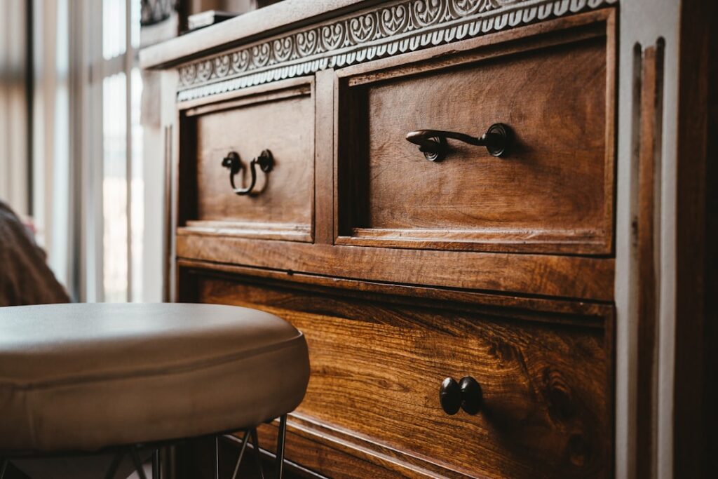 biaya pembuatan furniture custom di Tangerang Selatan