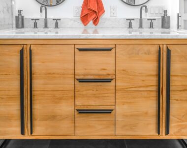 Lemari Built-In untuk Kamar Kecil: Solusi Penyimpanan Hemat Ruang