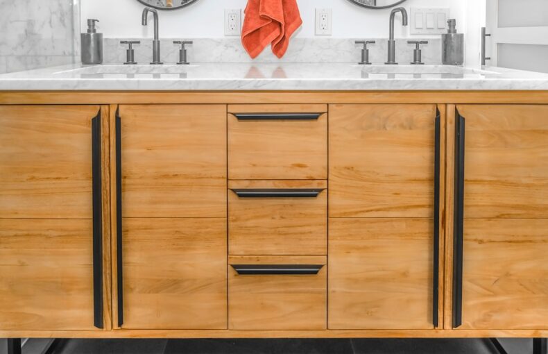 Lemari Built-In untuk Kamar Kecil: Solusi Penyimpanan Hemat Ruang